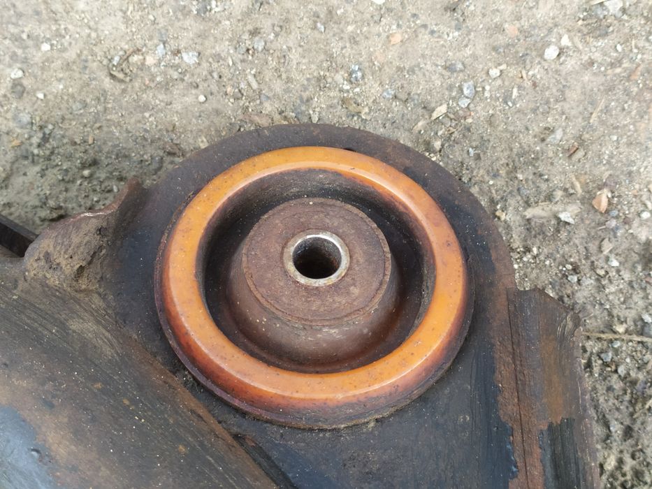 Задня балка Ford Scorpio Mk2, Лупатий