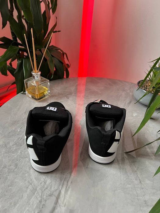 Premium! DC Bobs Burgers x Court Graffik , жіночі кросівки DC 37-44Р