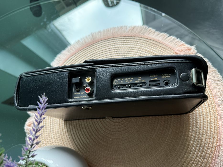 Niesprawdzony walkman Marantz PMD-601 Professional PMD601