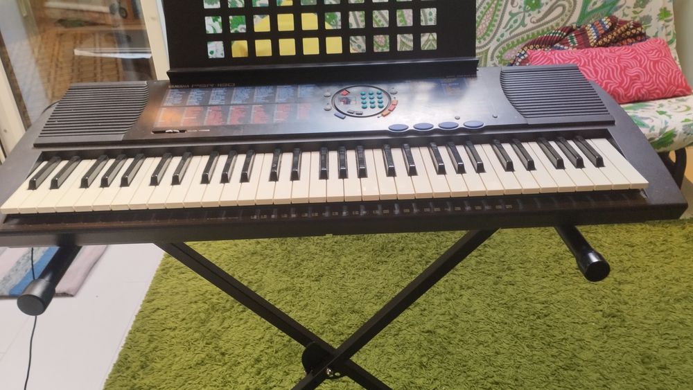 Teclado Yamaha PSR-180