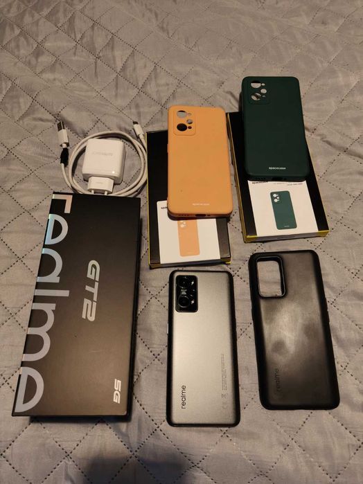 Realme GT 2 - 12GB RAM / 256 GB + 2x Etui