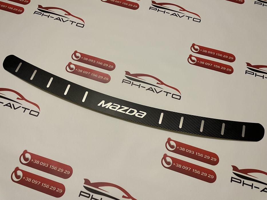 Накладка на задний бампер Mazda 6 2008-2012 Combi нержавейка в карбоне