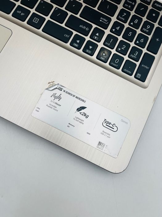 Laptop Asus X515J