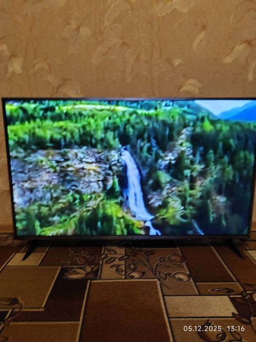 Телевізор Xiaomi Mi TV UHD 4S 43" International Edition