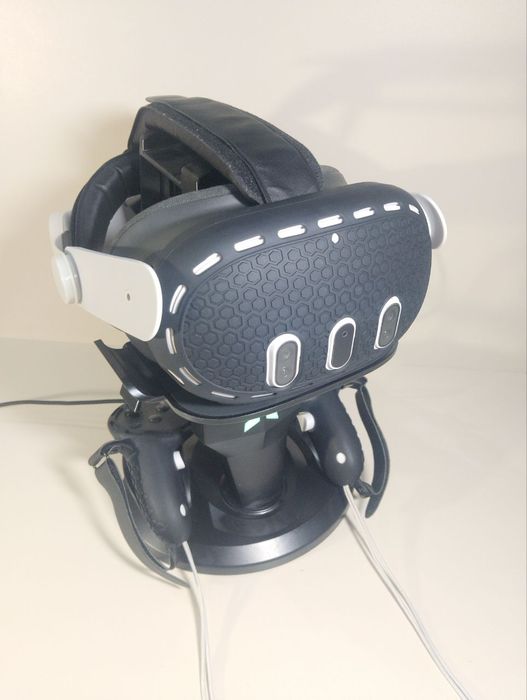 Meta Quest 3 128GB + топовий комплект аксесуарів, майже новий