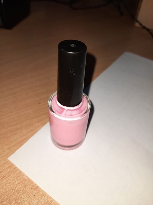 Продам жидкий скотч для маникюра