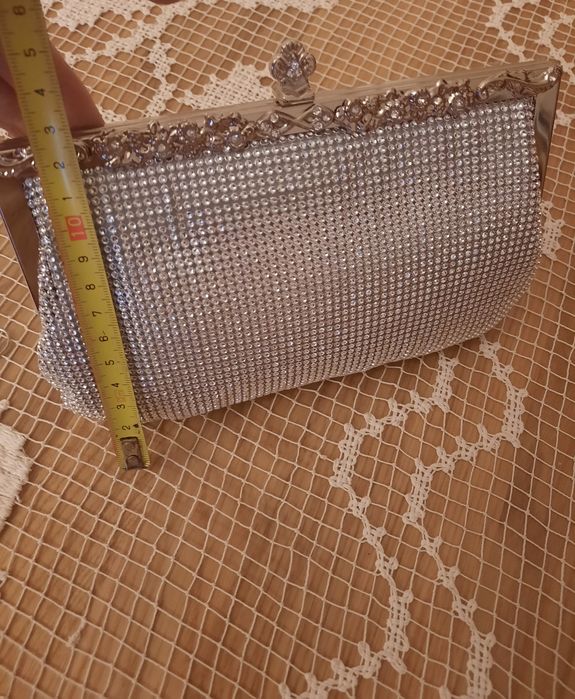 Torebka srebrna z kryształkami + kolczyki gratis