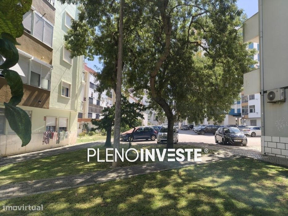 T2 totalmente remodelado em Corroios