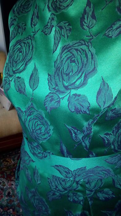 свято два дні- 1 костюм + коктельна сукня , 2 легка блакитна сукня