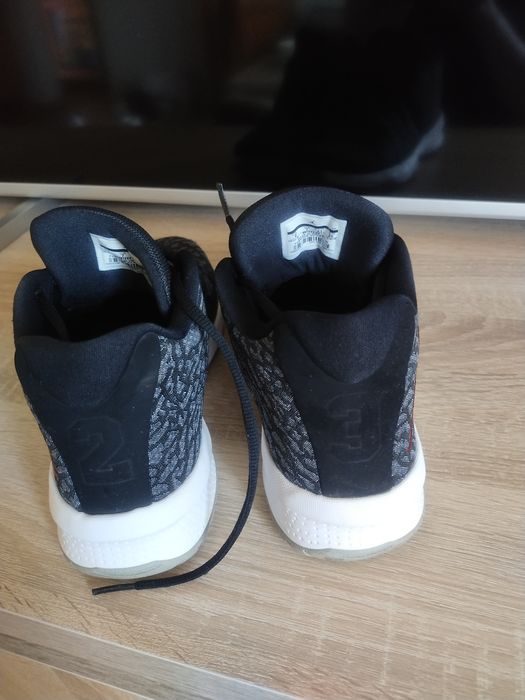 Buty Jordan B.Fly Wolf 41