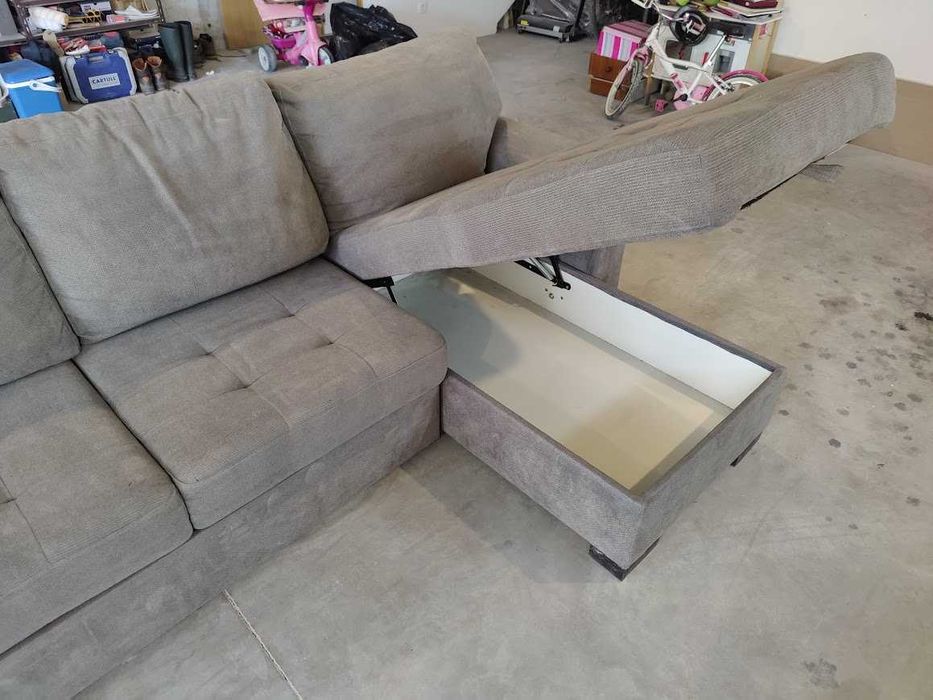 Sofá 3 lugares com chaise long removível