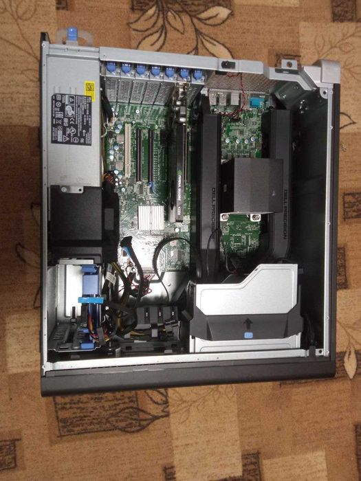 Потужний ігровий системний блок Dell Precision T3610