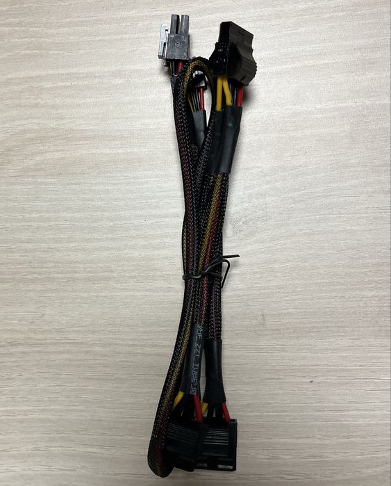 Kable do zasilacza modularnego Chieftec PCIE SATA MOLEX