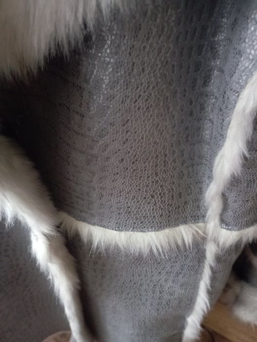 Нова жіноча шубка Dennis Basso