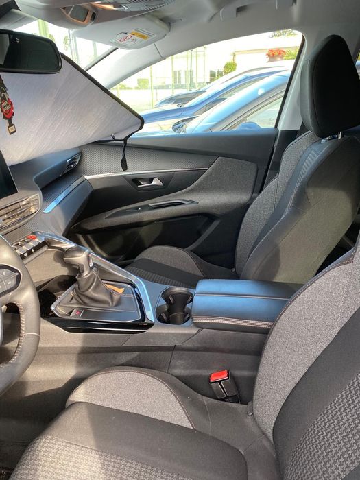 Peugeot 3008 1.5 Blue-hdi
