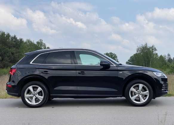Бампер Audi Q5 80A Розборка Ауді К5 80А Запчастини до Ауді КУ5 80А LY9B колір