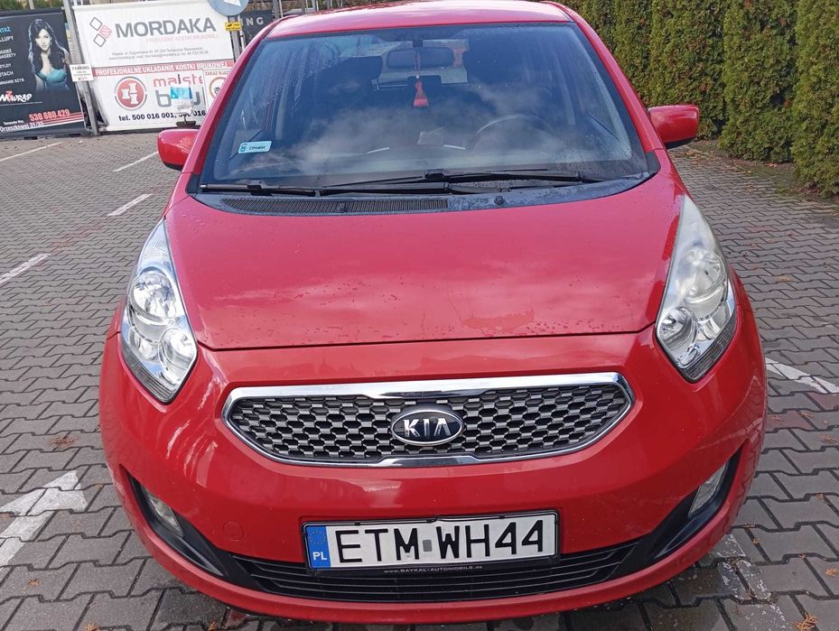 Sprzedam samochód osobowy KIA VENGA 1.4 o mocy 90 KM