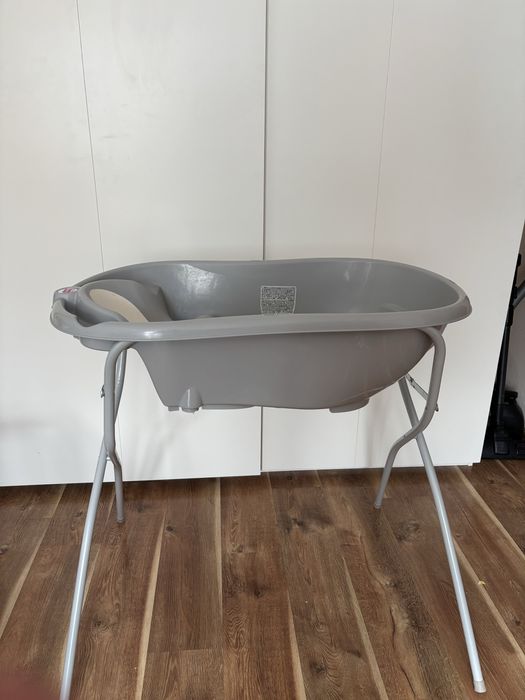 Дитяча ванночка для купання