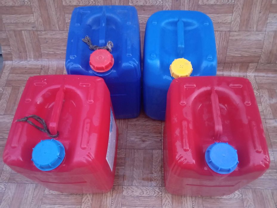 Канистры 20 литровые