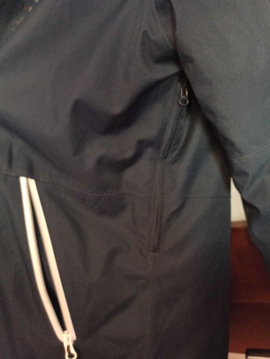 Kurtka lekko ocieplana 4f granat