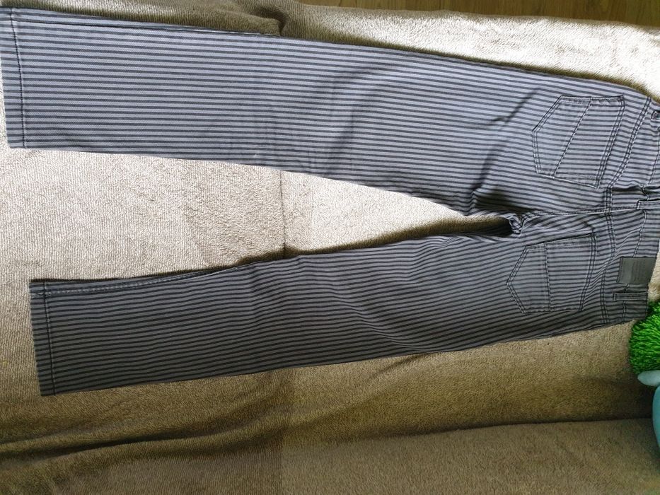 Spodnie H&M chłopiec 8-9 lat rozm 134