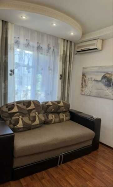 Apartment in Zaporizhzhya, Selyshche Ovochivnykiv - More
