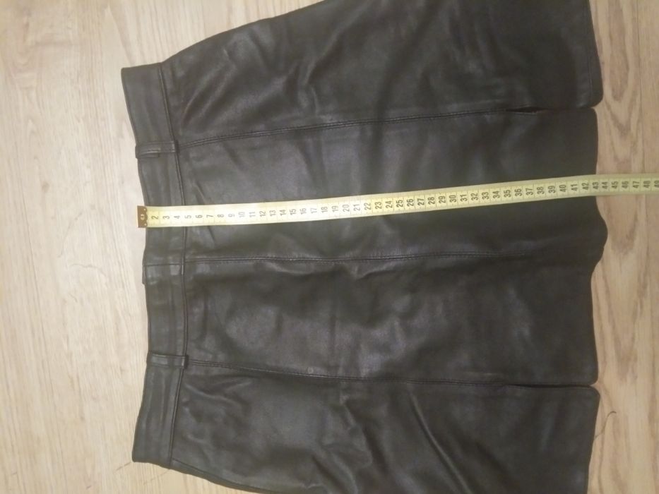 Продам шкіряну спідницю