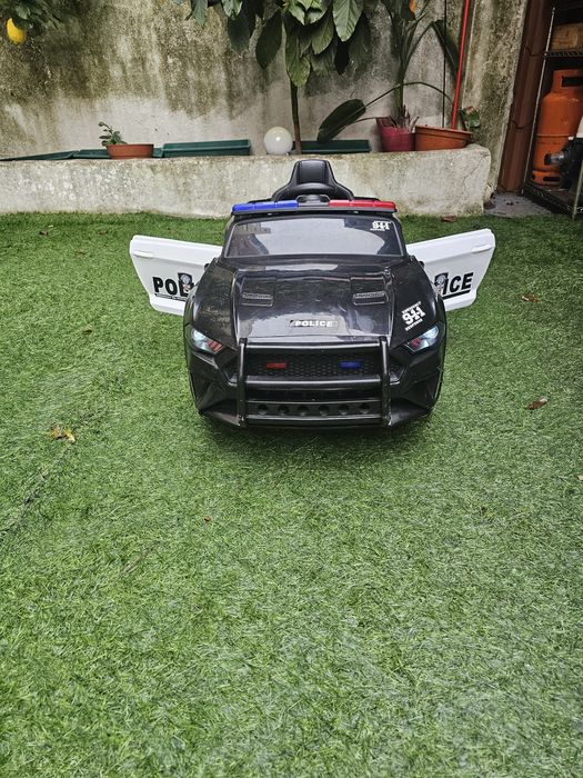 Carro electrico criança