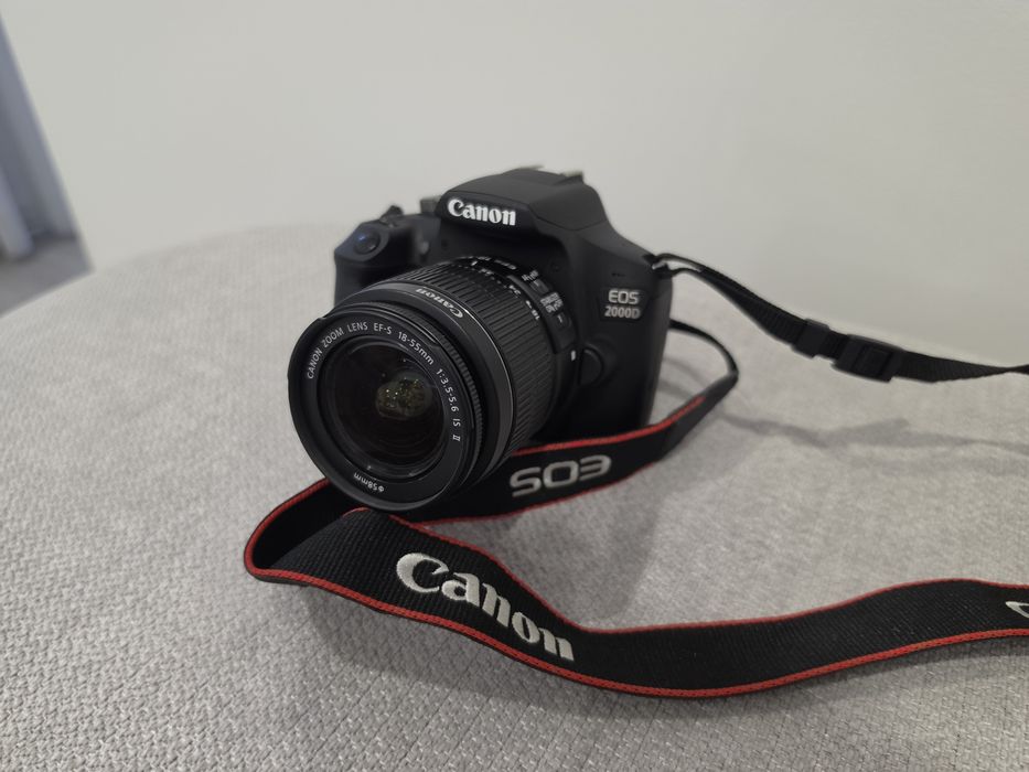 Canon EOS 2000D kit