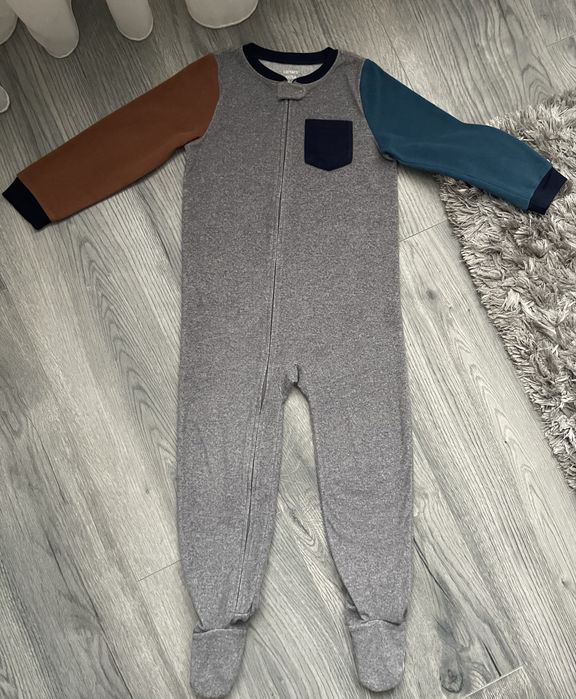 Флісовий чоловічок піжама Carter’s, розмір на 5 років (105-110 см).