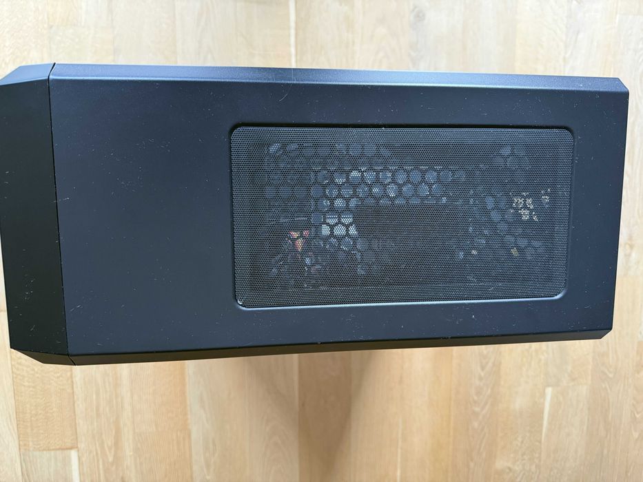 Zestaw komputer AMD R5 16GB RAM Win11 + monitor LG