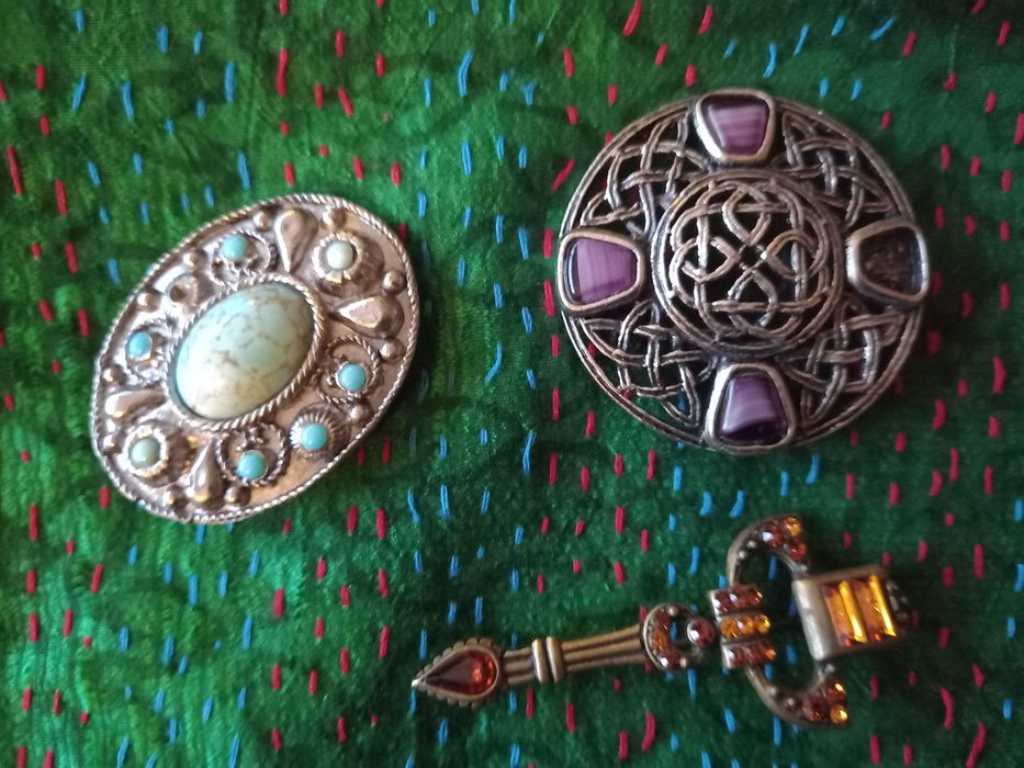 Alfinetes / Pregadeiras celtas