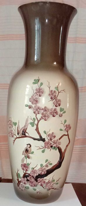 Большая красивая напольная ваза «Весна». Новая. Кисловодская фабрика