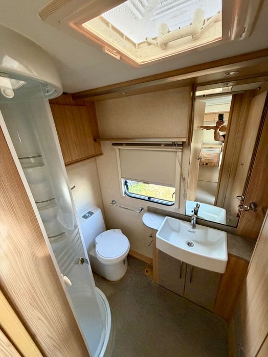 Caravana Coachman Amara - impecável