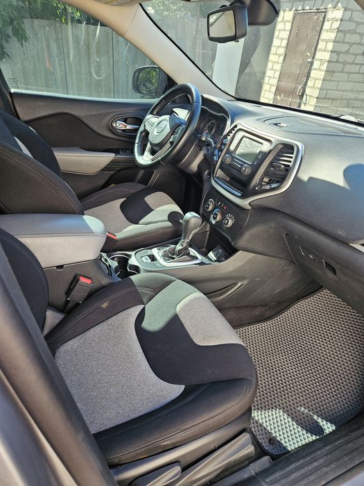 Jeep Cherokee kl