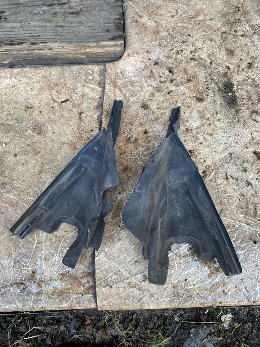 Уплотнителя угла капота е39