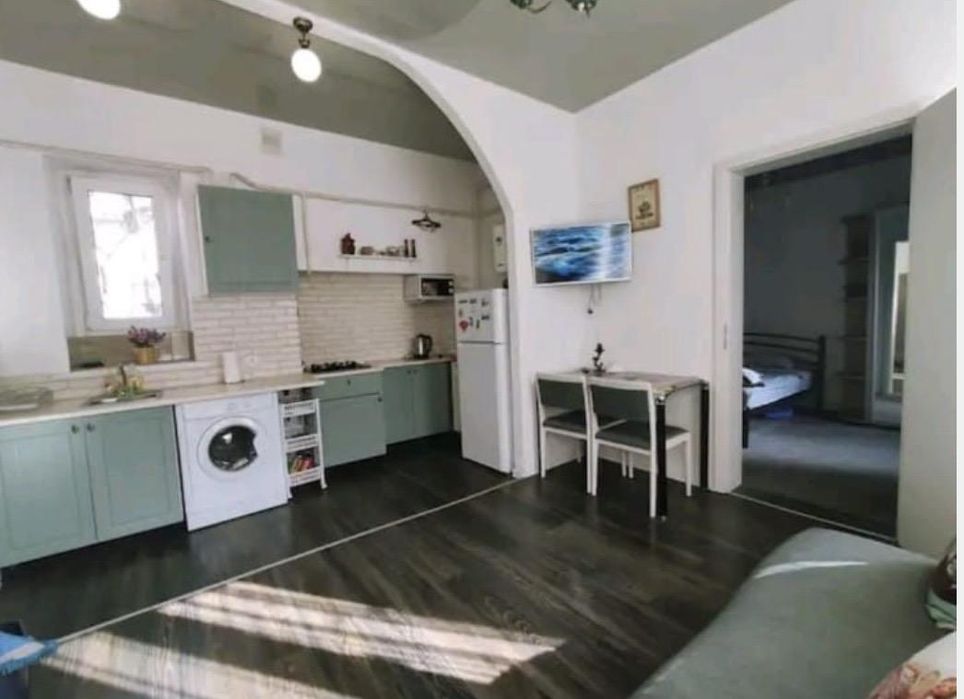 Продам 2-к квартиру з ремонтом, 2/3 пов, вул. Канатна, Центр (3-300-537 ОФ)