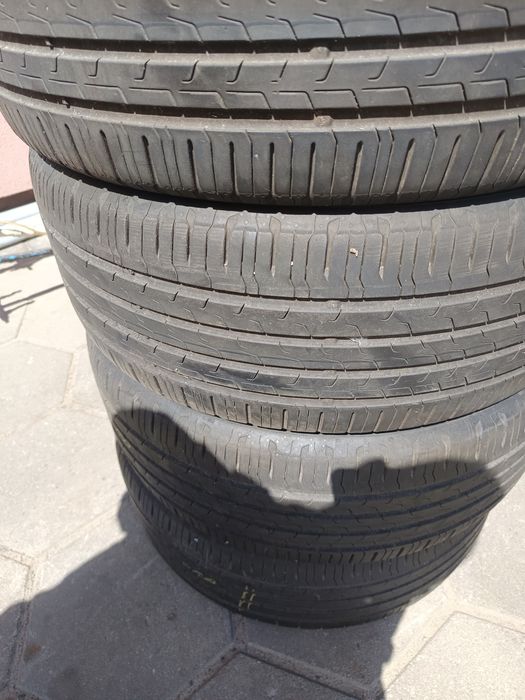 Sprzedam opony 235/50 r19 vxl Continental superstan