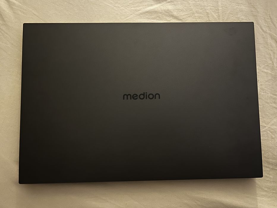 Medion Akoya E15443 – 15,6” | Intel Core Ultra 5 | 16GB RAM | 512GB SSD