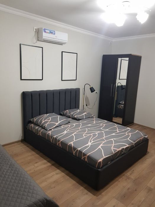 Апартамент (2+1) подобово