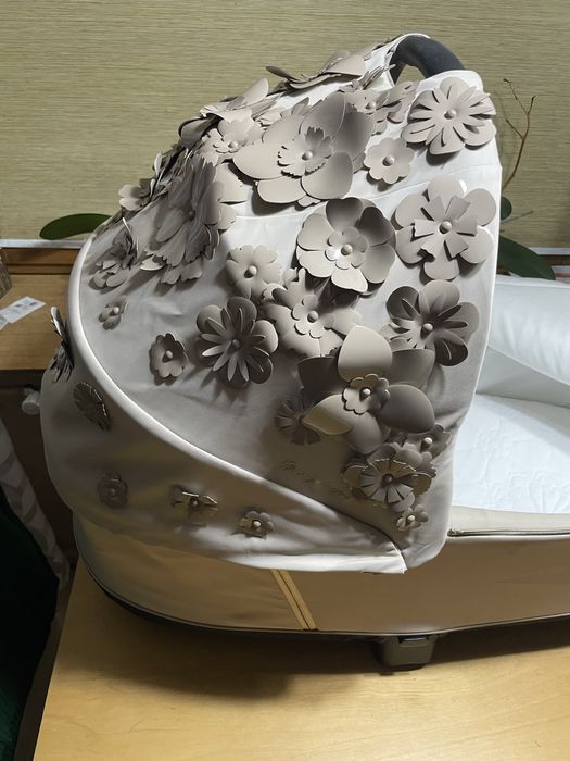 Gondola Cybex Priam Simply Flowers beżowa