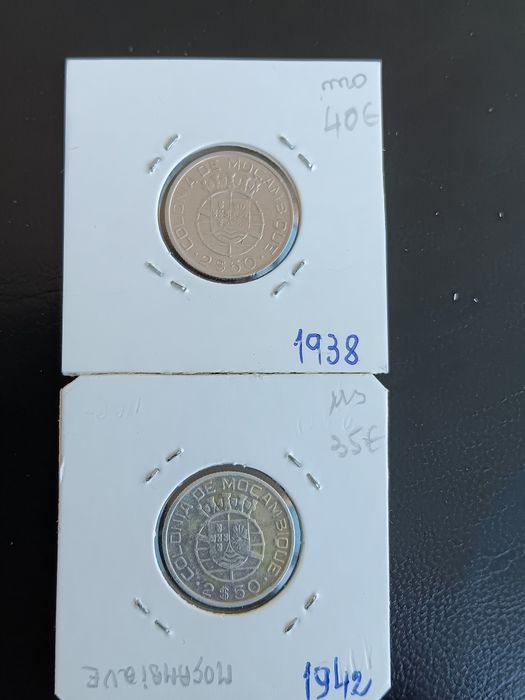 moedas de 2,50 esc. em prata de Moçambique. Cada tem 1 valor.
