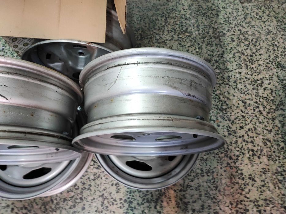 4 jantes semi novas da Land rover