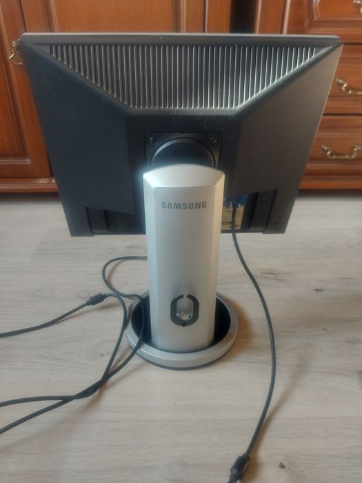 Monitor Samsung SyncMaster 740B