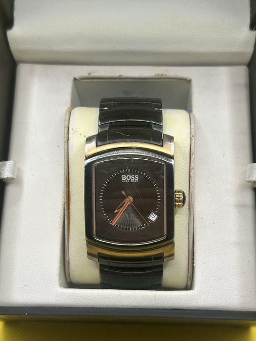 Продам часы Hugo Boss