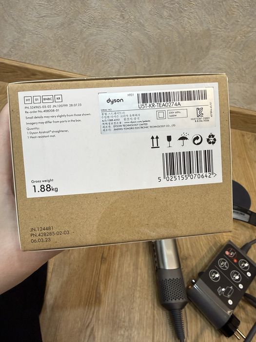 Dyson airstrait HT01 оригінал