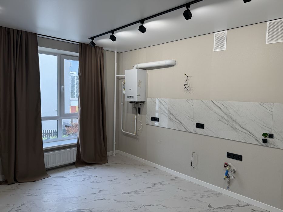 Квартира з ремонтом в ЖК Емоція