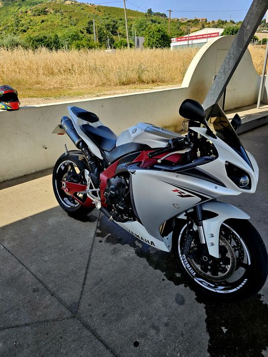 Yamaha R1 Crossplane