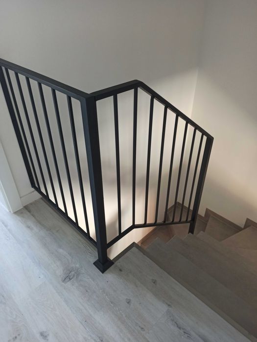 Balustrady, bramy, ogrodzenia