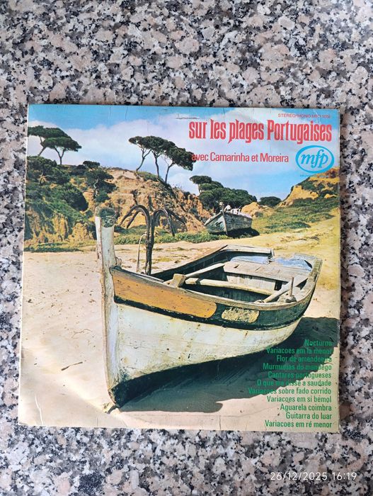 Vários discos de vinil de 33 tours